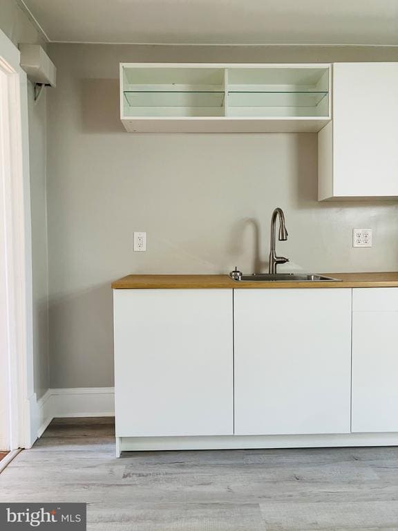 Building Photo - 20 W Clifford St