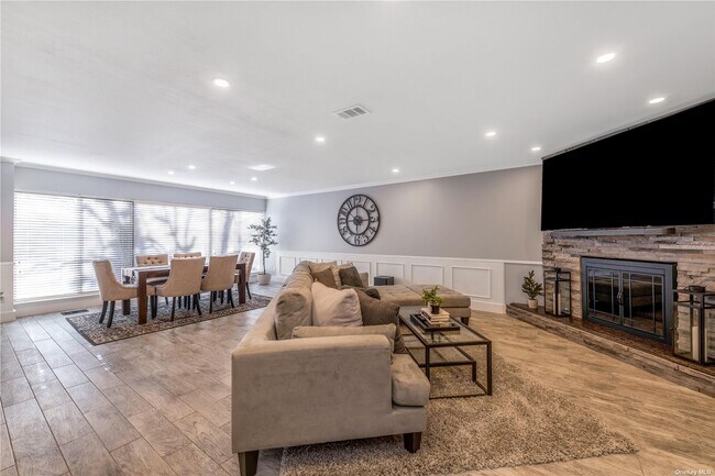 Building Photo - 6 Squirrel Hill