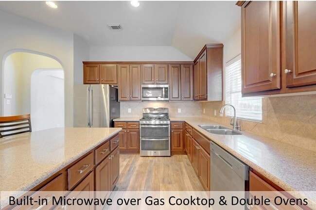 Building Photo - 2605 Salorn Way