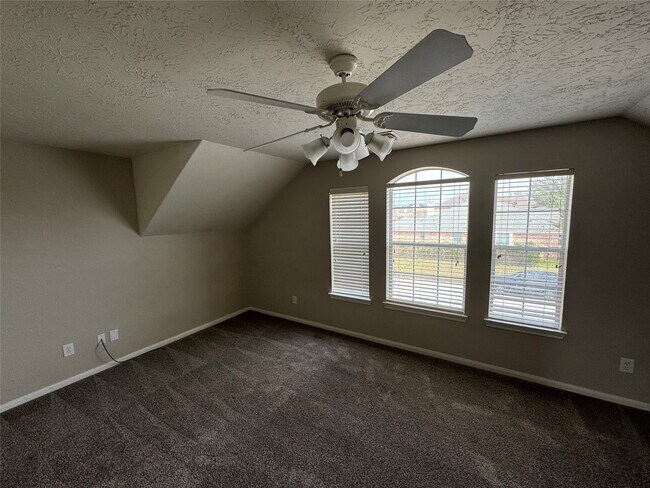 Building Photo - 17703 Towne Bridge Dr