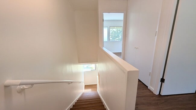 Building Photo - Newly Remodeled 2 bed 2 Bath Townhouse at Waialae Gardens in Kahala