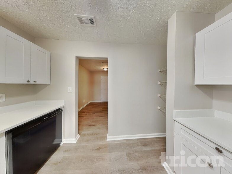 Building Photo - 2797 Priscilla Way