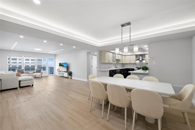 Building Photo - 3500 Galt Ocean Dr