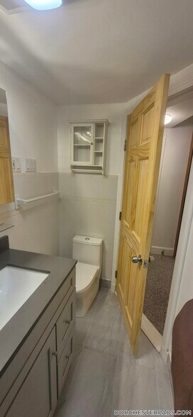 Building Photo - 235 Savin Hill Ave