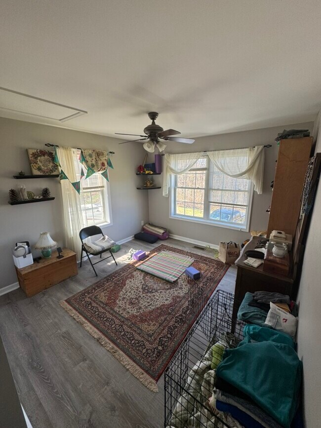 Building Photo - 695 Old Leetown Pike