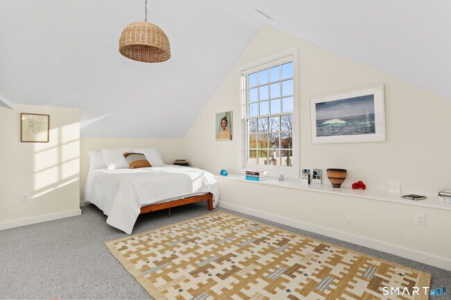 Building Photo - 140 Rowayton Ave