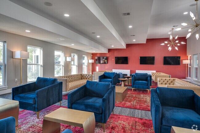 Wifi Lounge - Estates at Avenstar