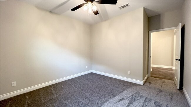 Building Photo - 805 Tippit Ln