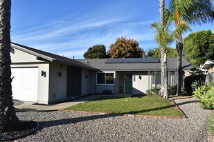 Building Photo - 6671 Jackson Dr