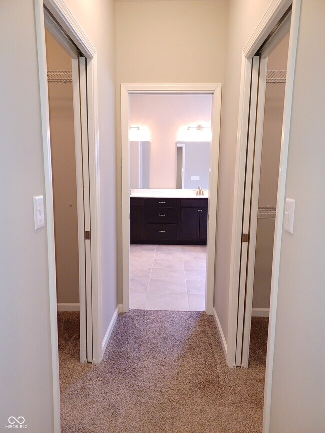 Building Photo - 818 Bluegrass Trail