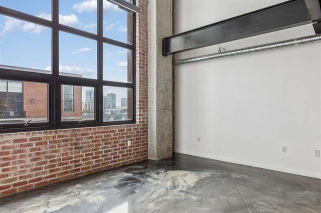 Building Photo - 3110 Thomas Ave