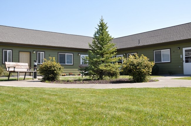 Primary Photo - Leisure Way Too Apartments