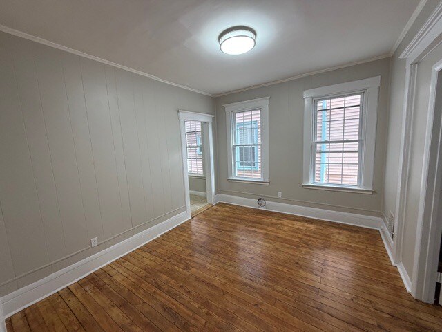 Building Photo - 81 Lilac St