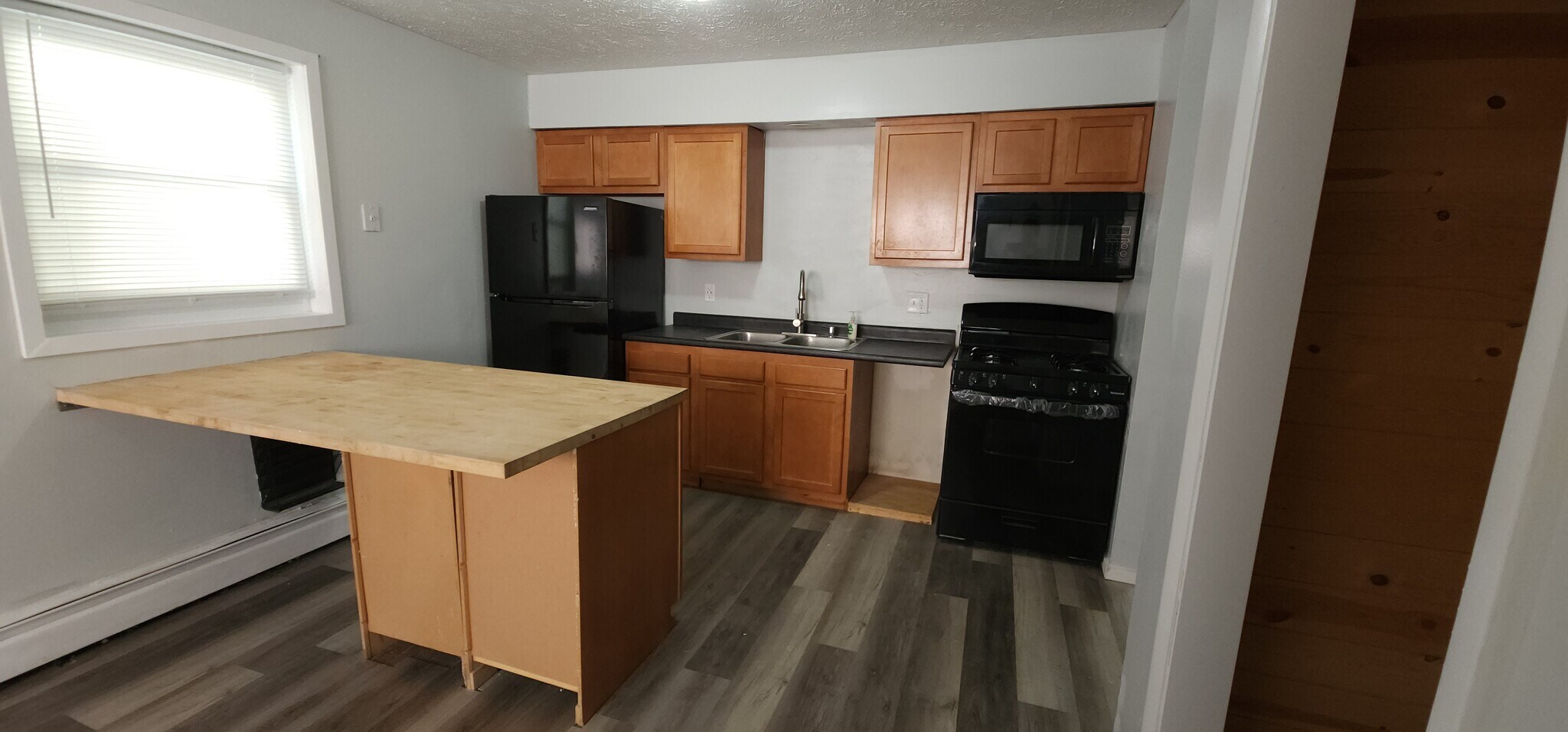 Building Photo - 510 S Clayton St