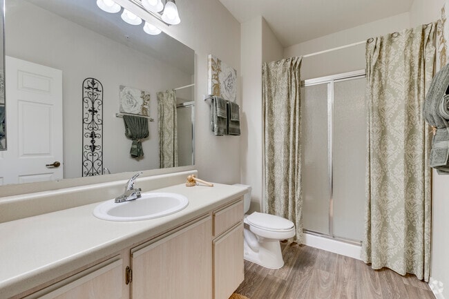 2BR, 2BA - 1,150SF - Second Bathroom - Ventana Apartments