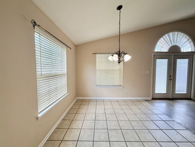 Building Photo - 9336 Royal Troon Dr