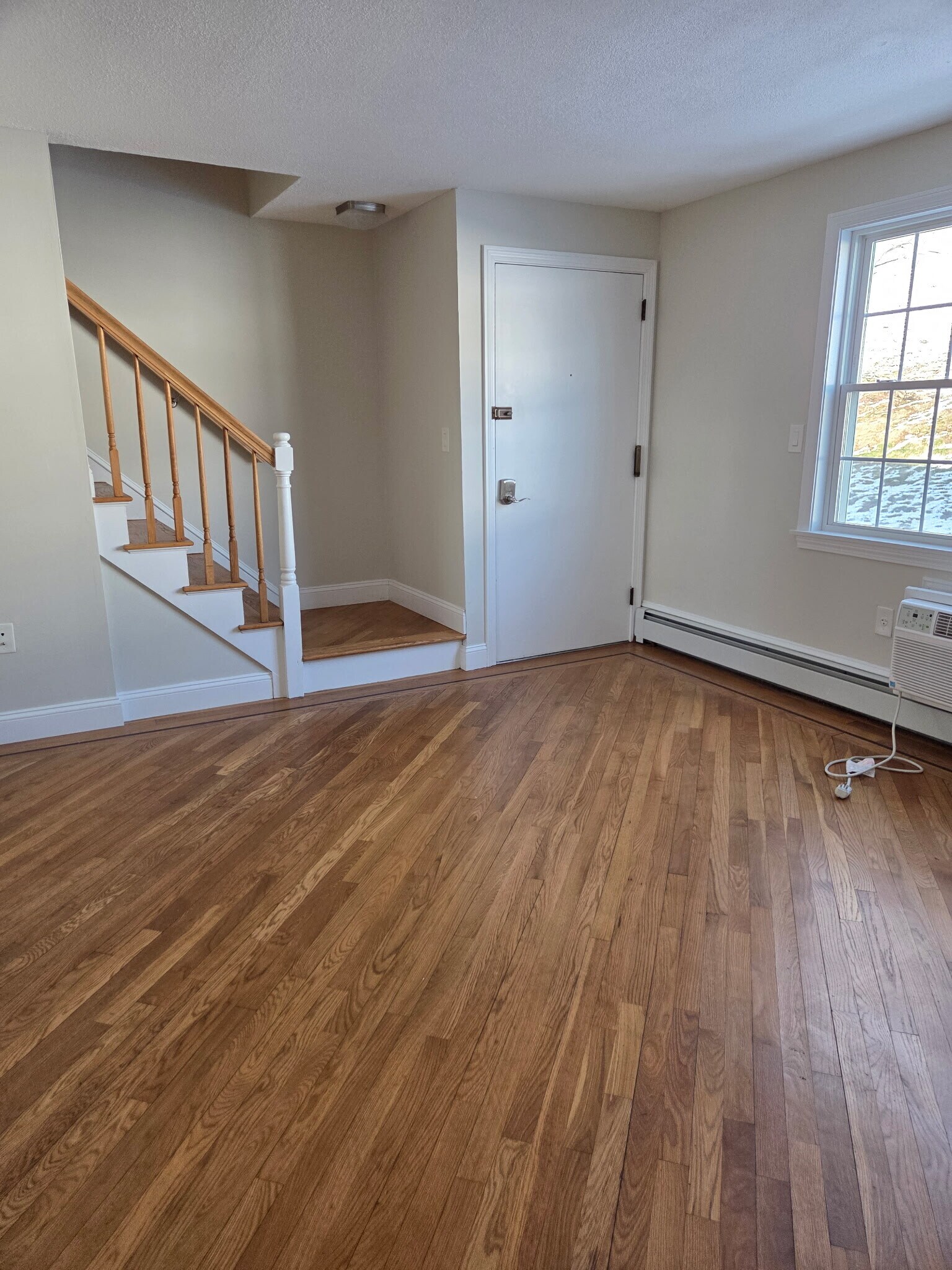 Building Photo - 201 Regan Rd