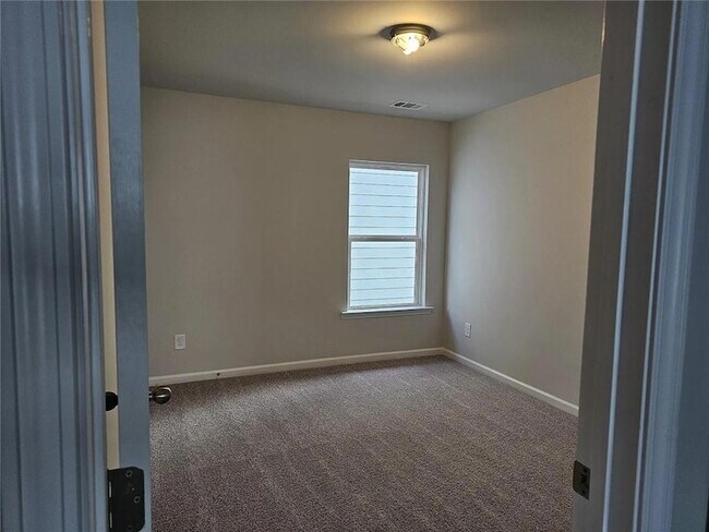 Building Photo - 116 Parkwood Dr