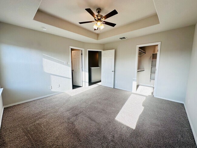 Building Photo - 5611 Rio Cyn