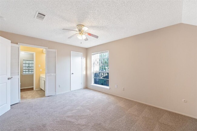 Building Photo - 11326 Lovebird Ln