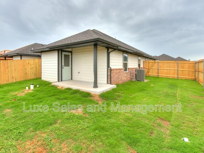 Building Photo - 10541 Lawson Pl Rd
