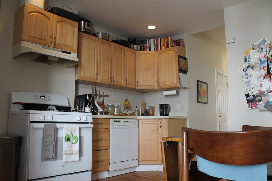 Primary Photo - 18 Portsmouth St