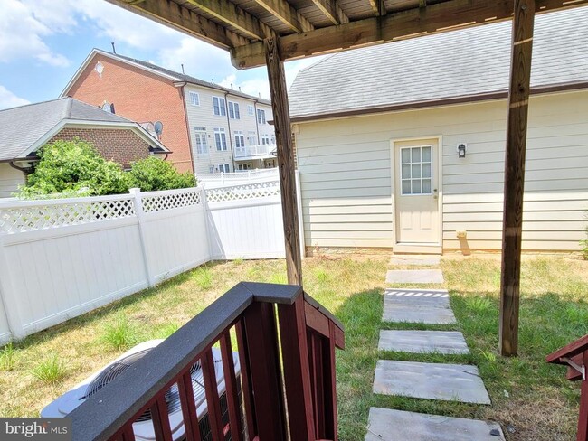 Building Photo - 3926 Shawfield Ln