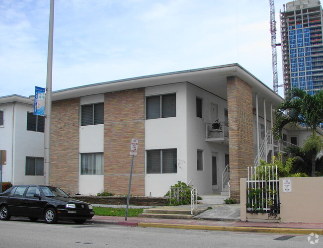 Building Photo - 6871 Abbott Ave