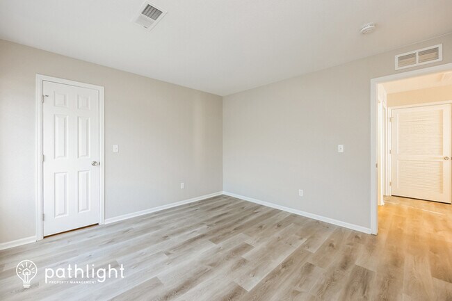 Building Photo - 7837 Candlelight Ln, Fountain, CO, 80817