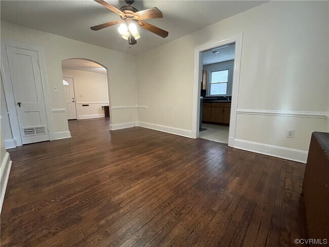Building Photo - 211 Jefferson Ave
