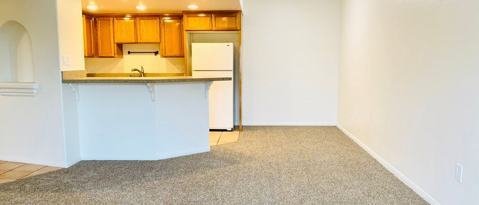 Building Photo - 360 Rosecrans St