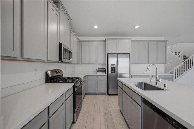Building Photo - Beautiful home in Henderson built by Lennar