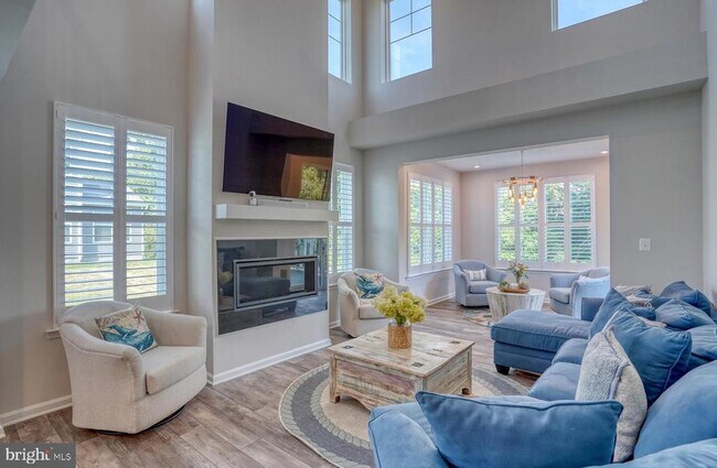 Building Photo - 33163 Oyster Cove Dr