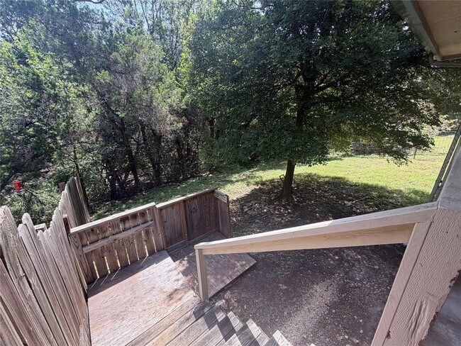 Building Photo - 11101 Oak Branch Dr
