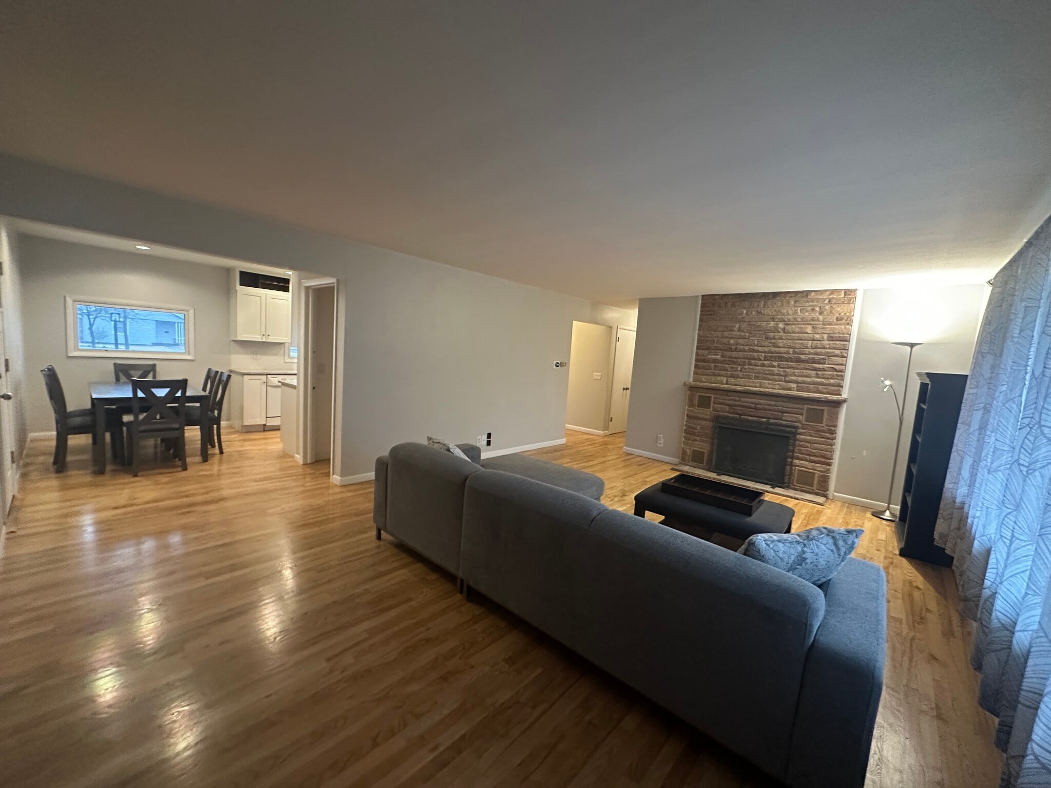 Building Photo - 909 S Midvale Blvd