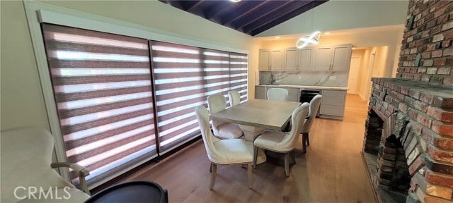 Building Photo - 1845 N Santa Anita Ave