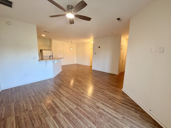 Building Photo - 3802 N Sagamore Dr