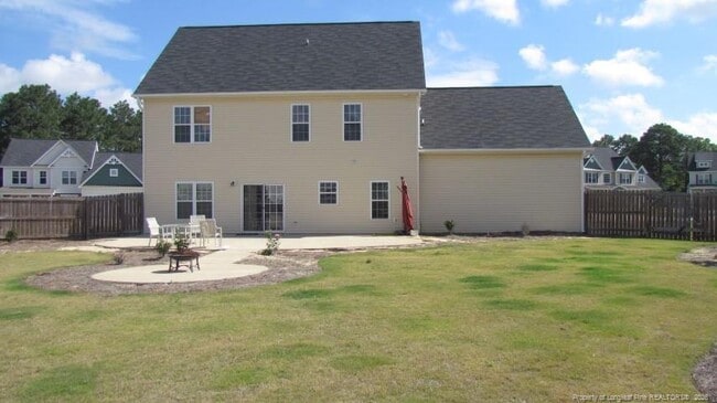 Building Photo - 3428 Castlefield Ln