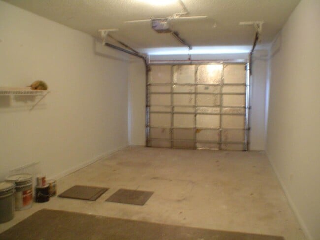 Building Photo - 205 Benning Dr