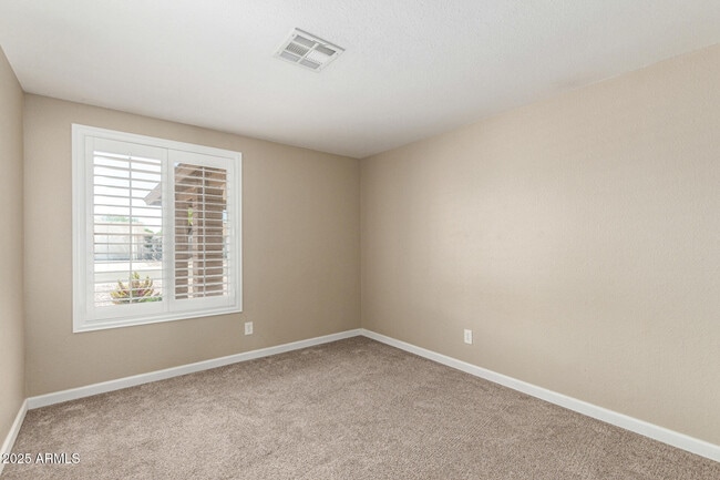 Building Photo - 1512 West Mariposa Dr