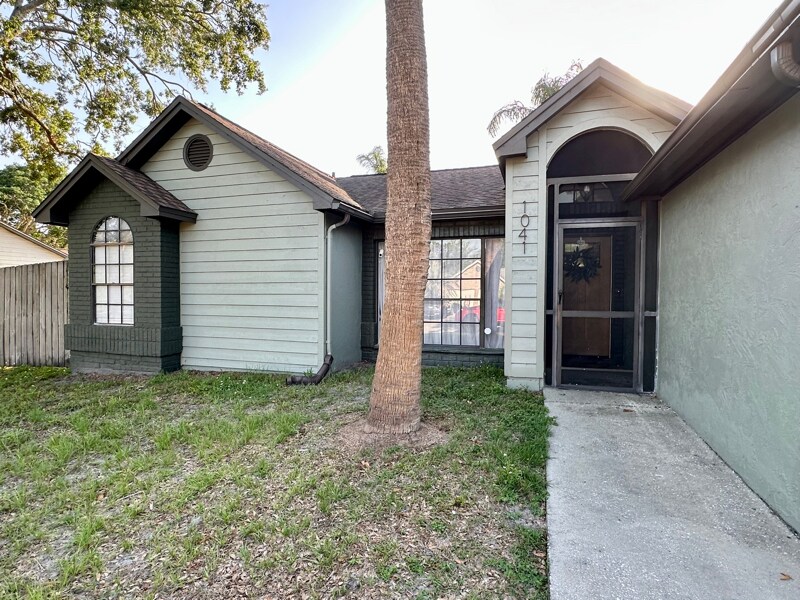 Building Photo - 1041 Sawyers Ct