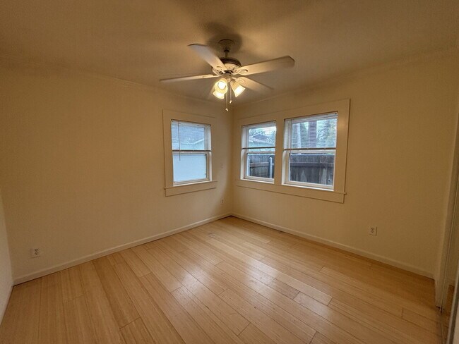Building Photo - Ideally located 3/2 home in Placerville for rent