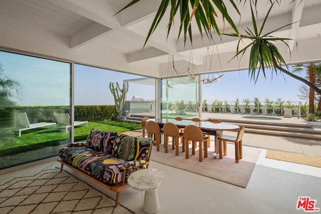 Building Photo - 1227 Tellem Dr