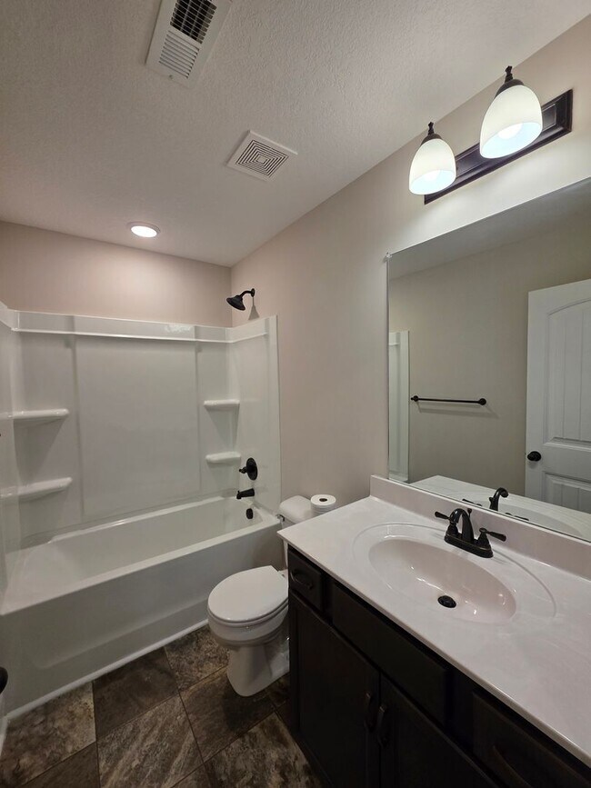 Building Photo - $250 OFF Move In Special!