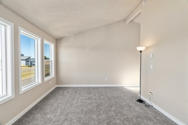 Building Photo - 946 Ocean Shores Blvd SW