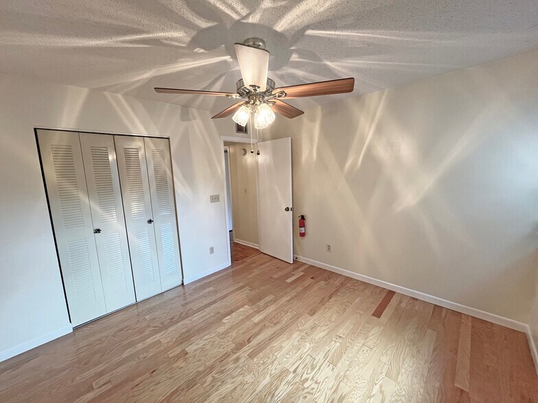 Building Photo - 26 Andalusia Ct