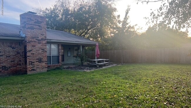 Building Photo - 2605 Willow Bend Ct