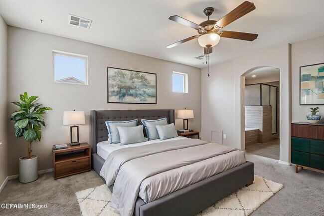 Building Photo - 1041 Earthstar Pl