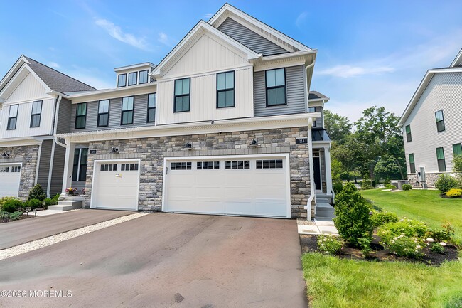Building Photo - 113 Mustang Dr