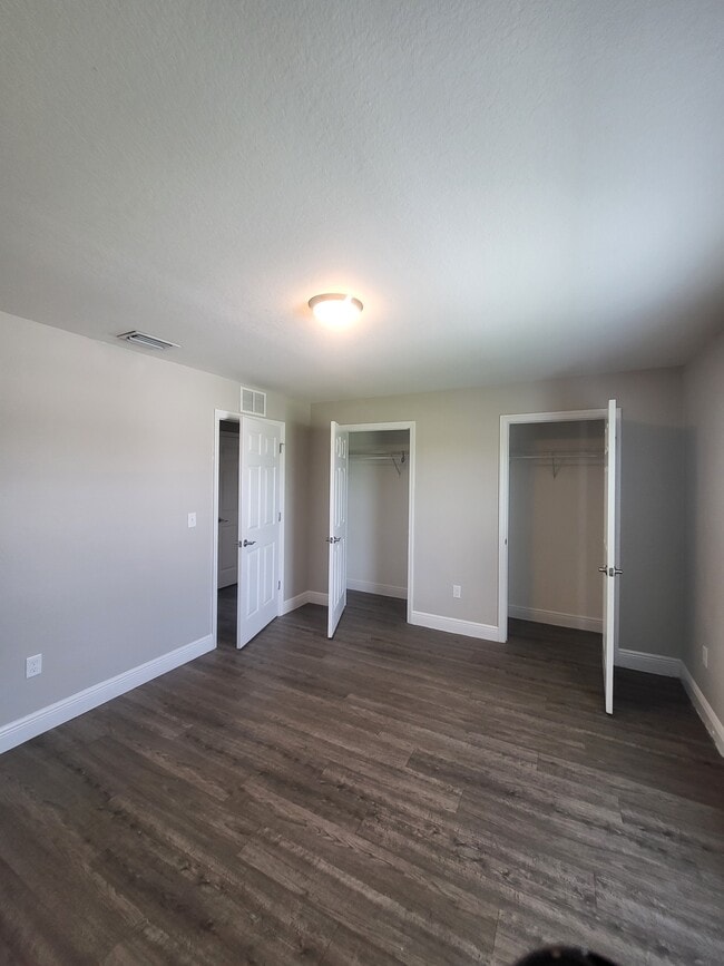 Building Photo - 8309 Lena Ct